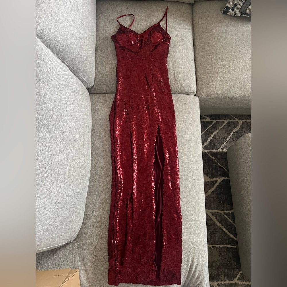 NWT Red sequin elegant floor length gown Valentine’s date prom dress